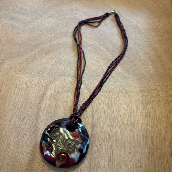Black and red beaded necklace with large hand made glass pendant 16” - Picture 2 of 6